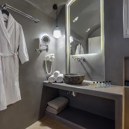 Sea & Olives And Pláka