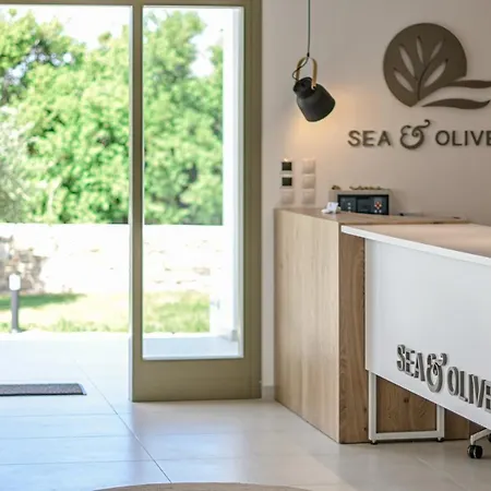 Lejlighedshotel Sea & Olives And Pláka